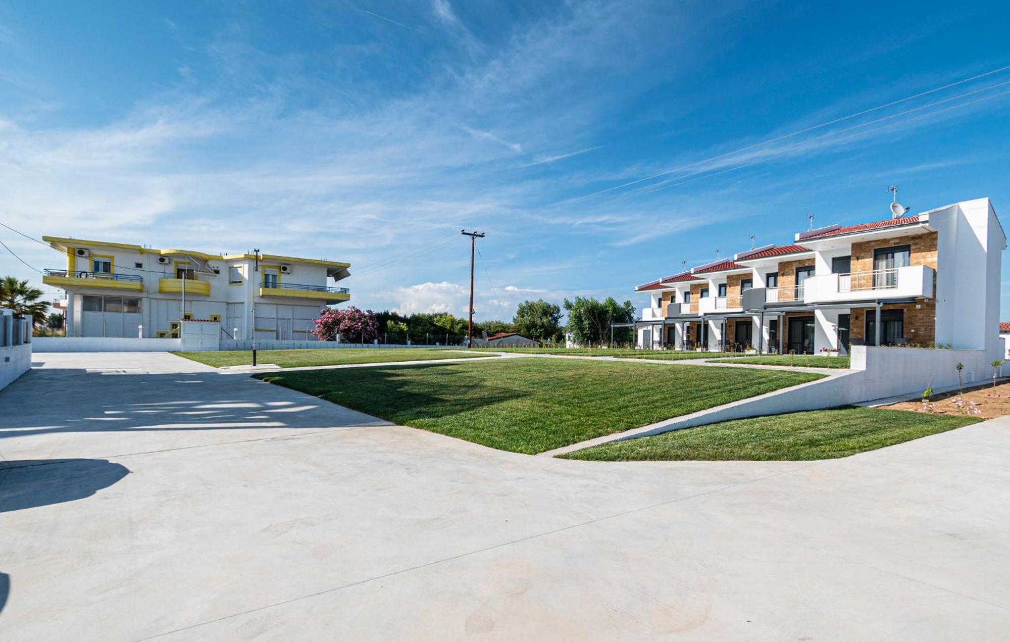 Chryssis Village By Travel Pro Services - Nea Potidaia Halkidiki Nea Poteidaia Esterno foto